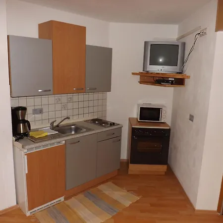 Appartementhaus Sabine * ケットシャッハ＝マウテン